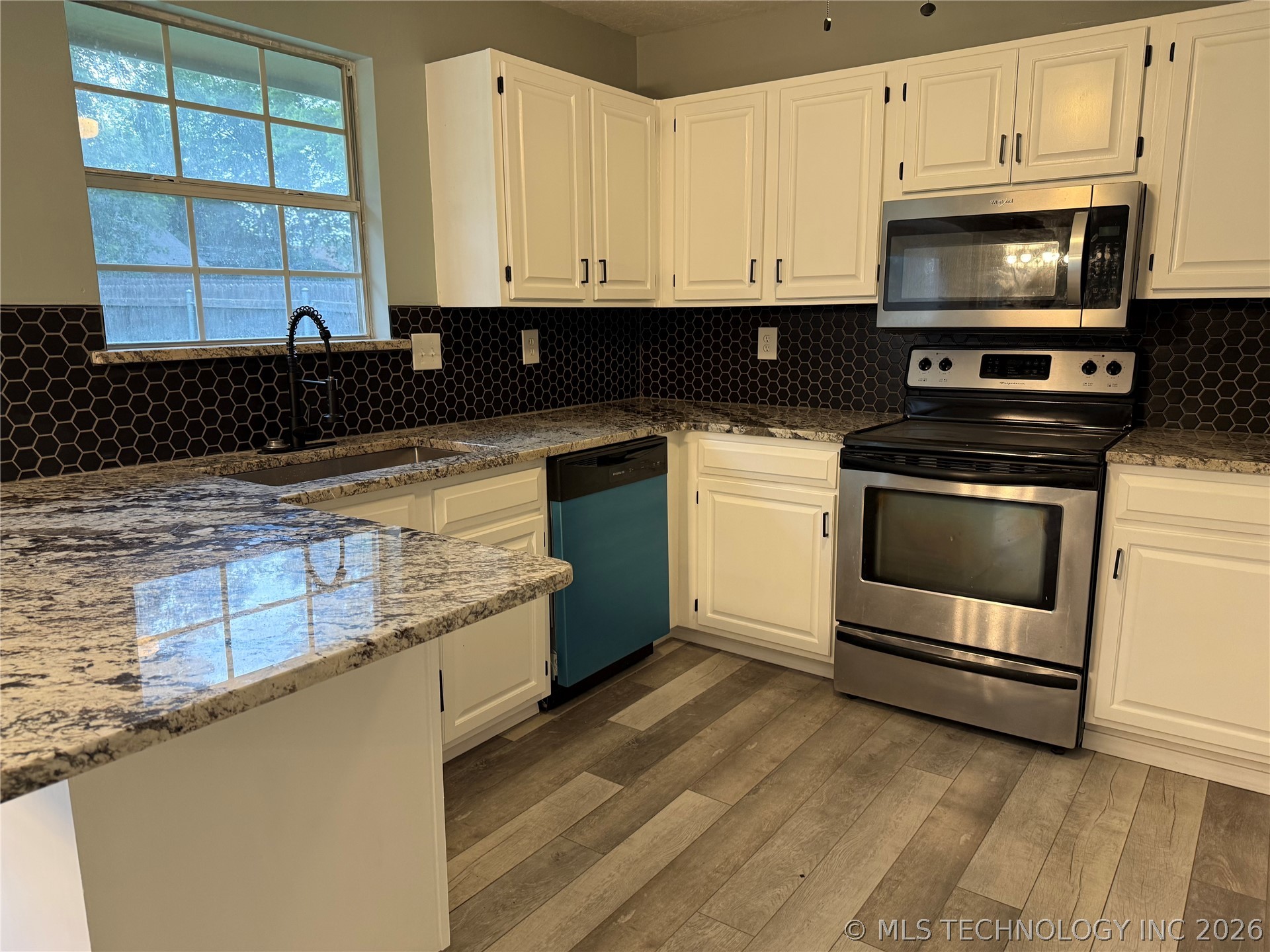 1116 N Hickory Drive Broken Arrow OK 74012