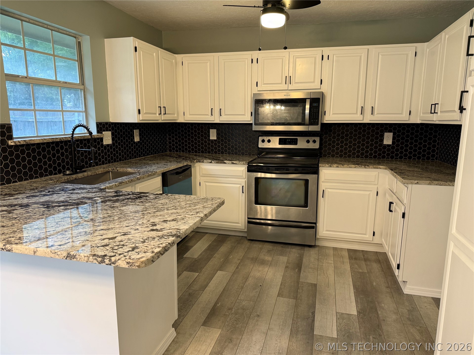 1116 N Hickory Drive Broken Arrow OK 74012