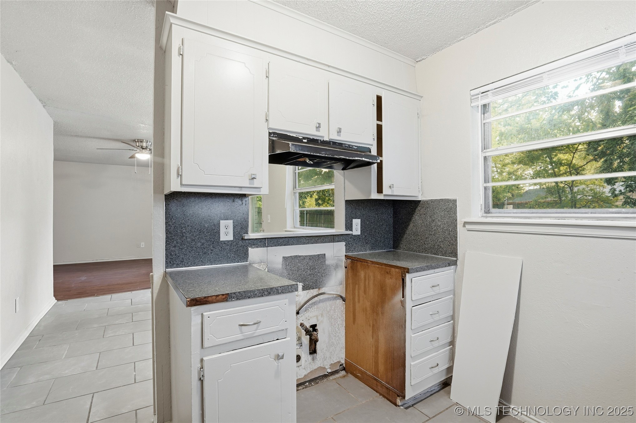 11502 E 37th Street Tulsa OK 74146