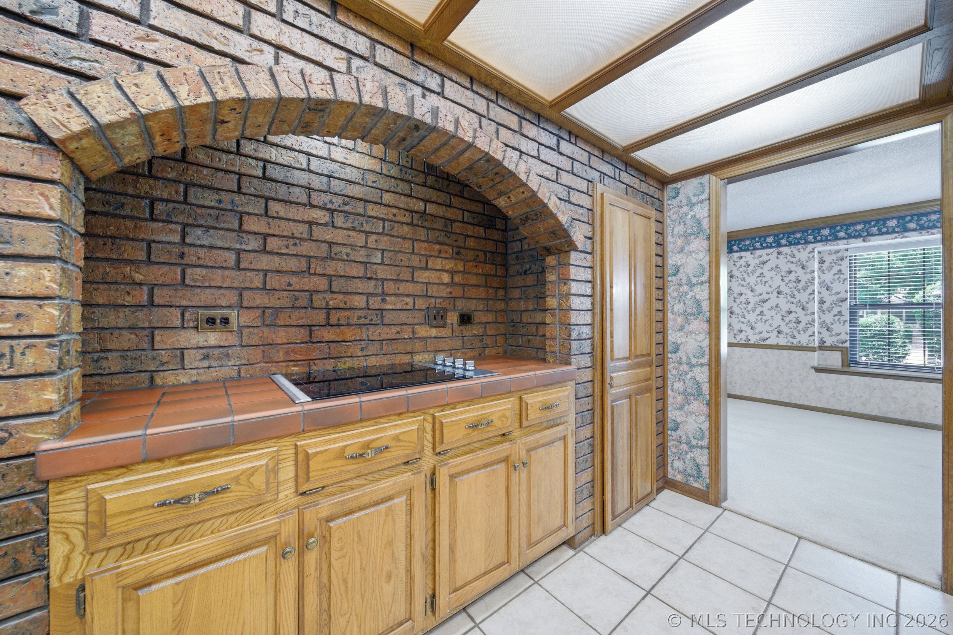 8016 S Irvington Avenue Tulsa OK 74136