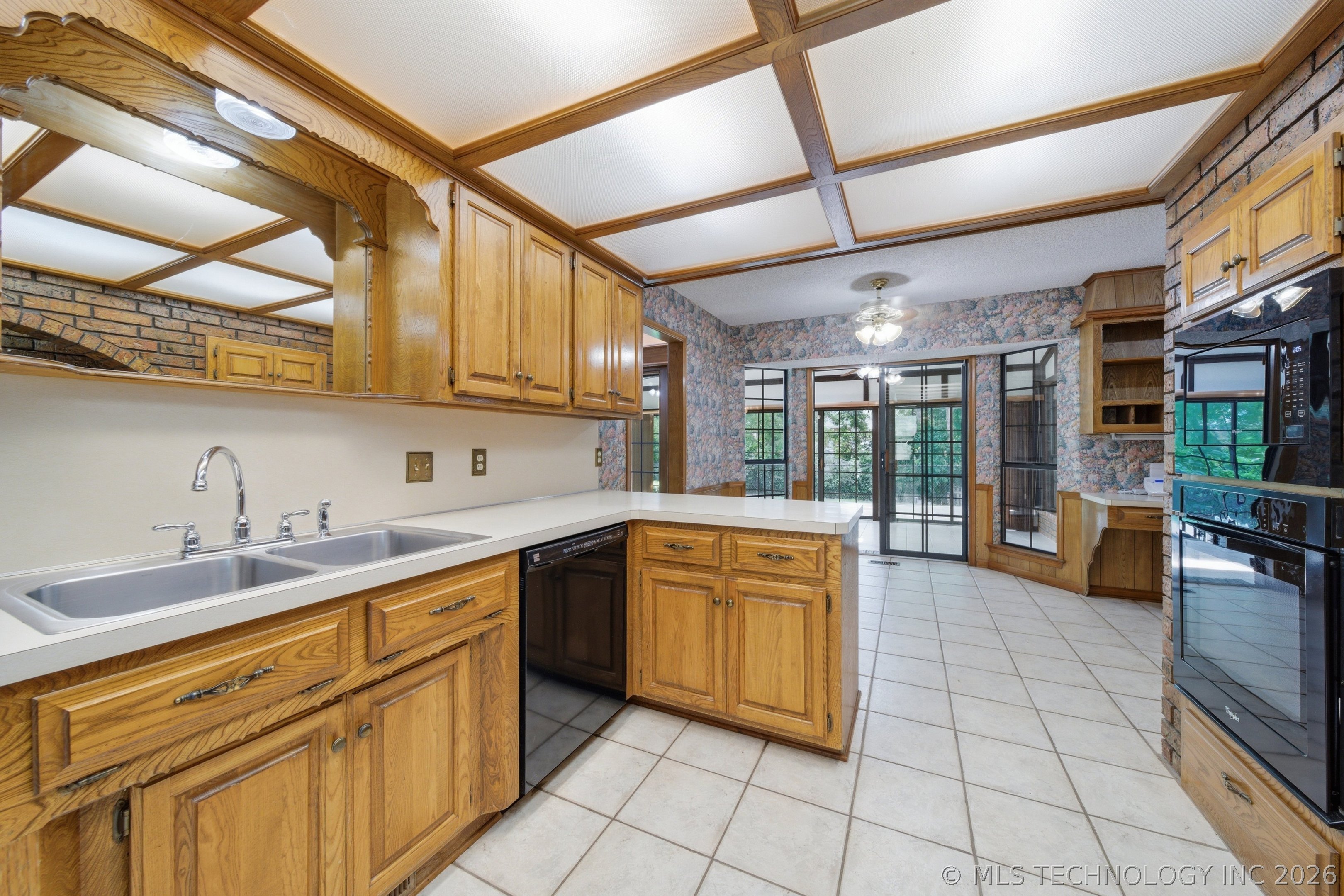 8016 S Irvington Avenue Tulsa OK 74136