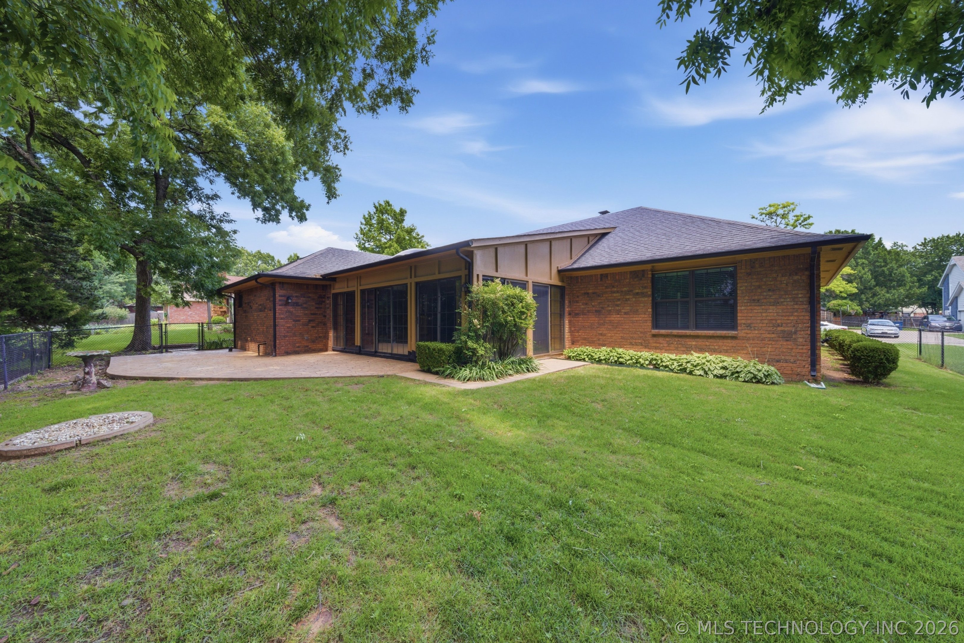 8016 S Irvington Avenue Tulsa OK 74136