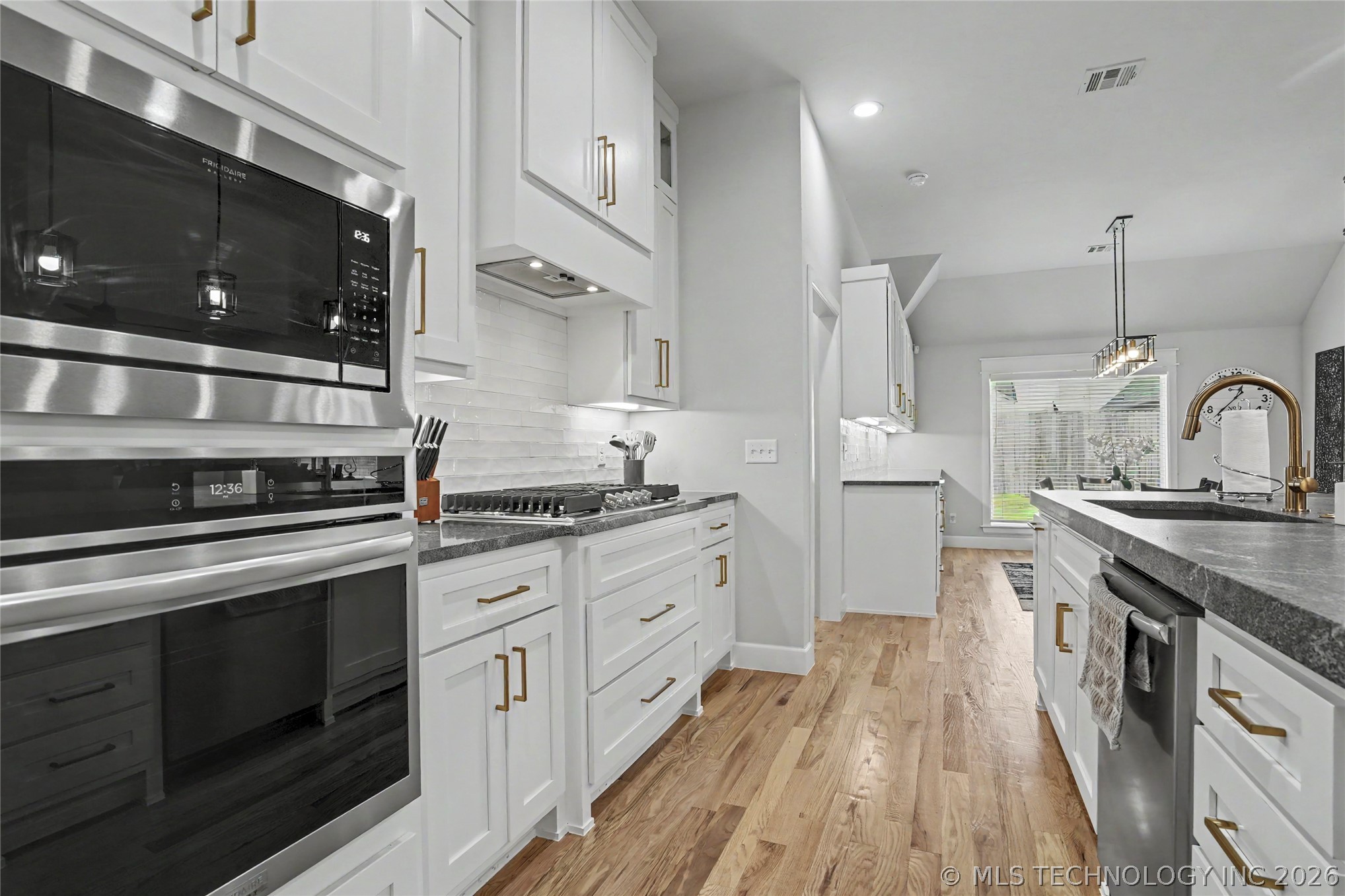 2065 E 136th Place S Bixby OK 74008