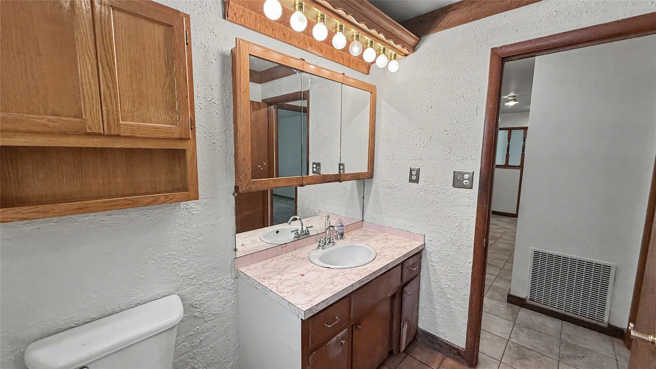 14795 W 806 Road Tahlequah OK 74464