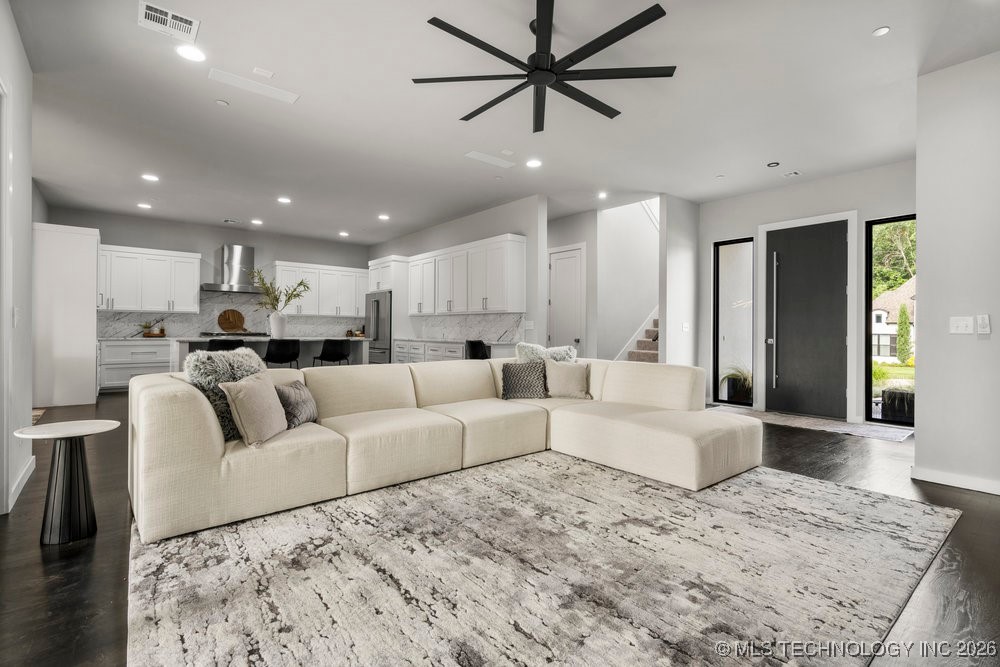 7405 S Chestnut Avenue Broken Arrow OK 74011