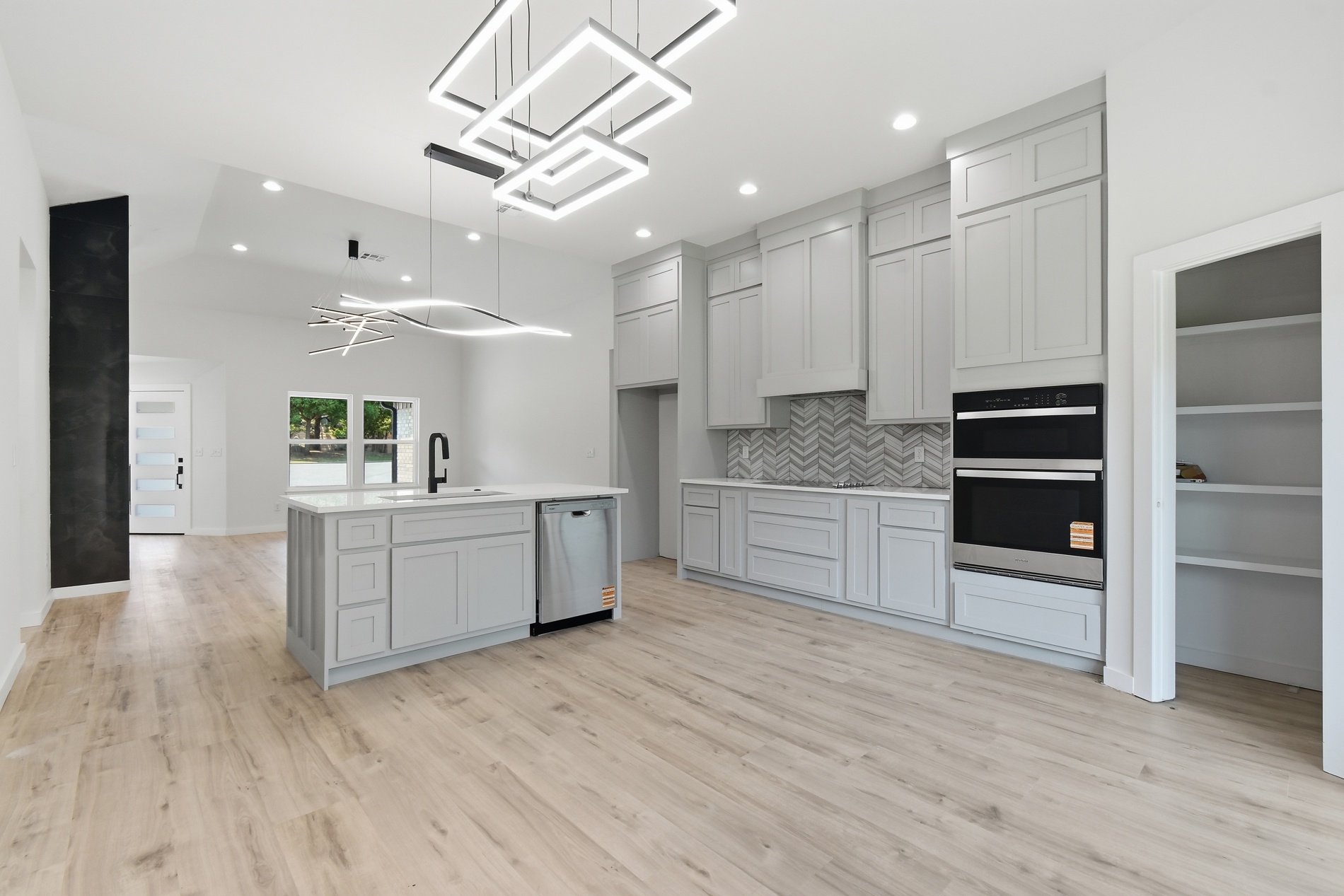 4001 Rolling Oaks Drive Tulsa OK 74107