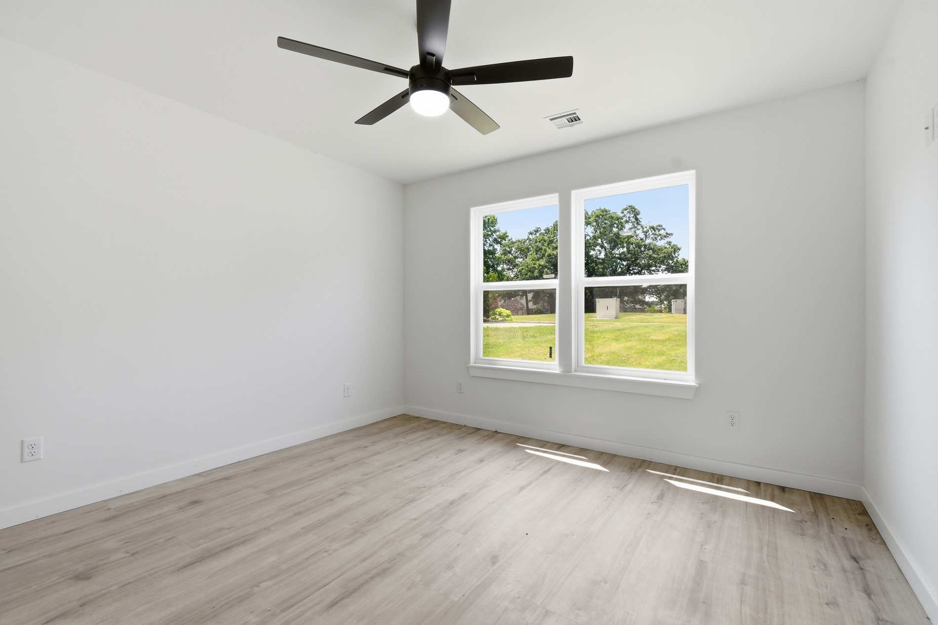 4001 Rolling Oaks Drive Tulsa OK 74107