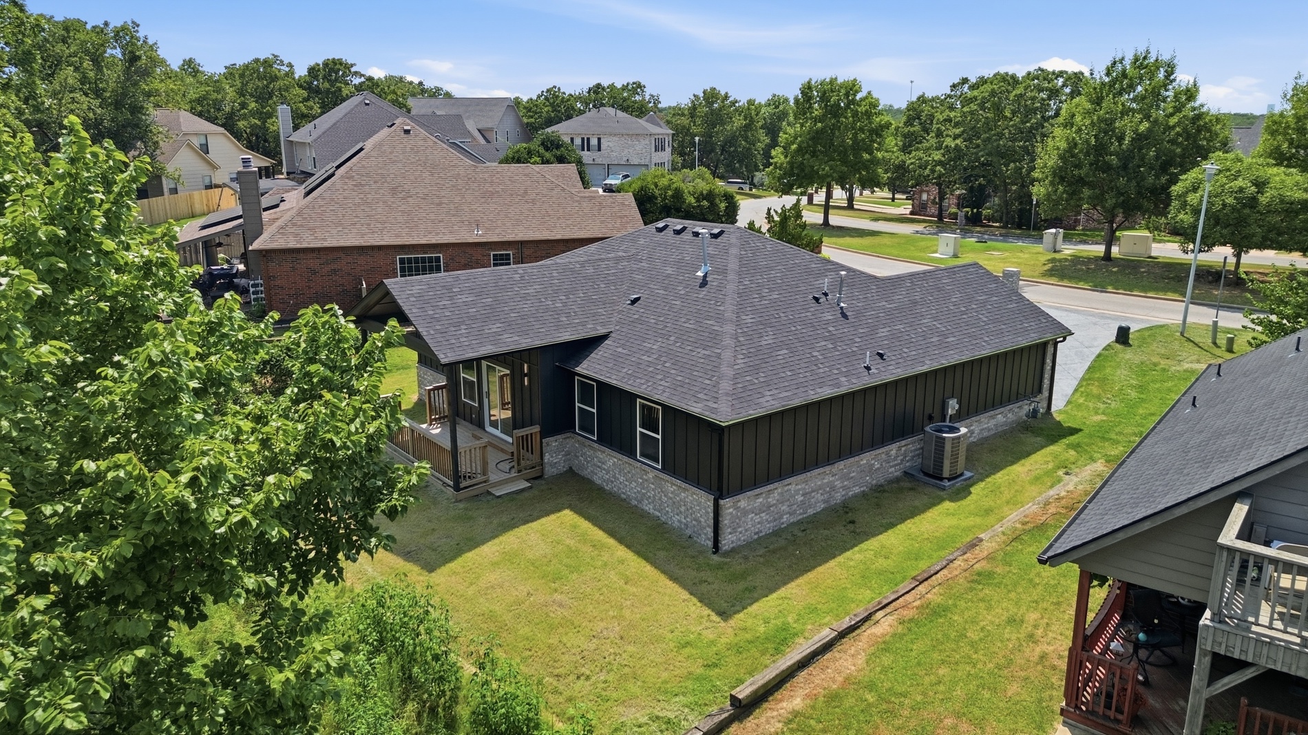 4001 Rolling Oaks Drive Tulsa OK 74107