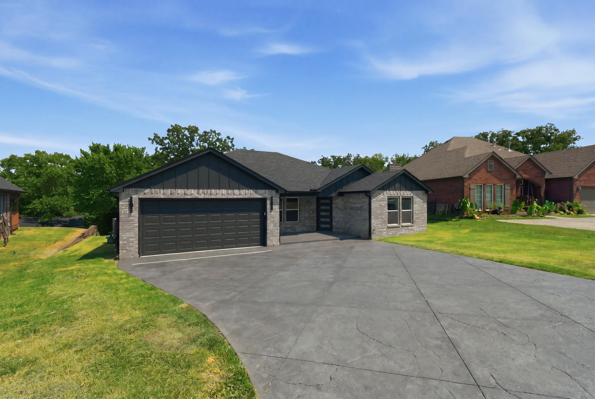 4001 Rolling Oaks Drive Tulsa OK 74107