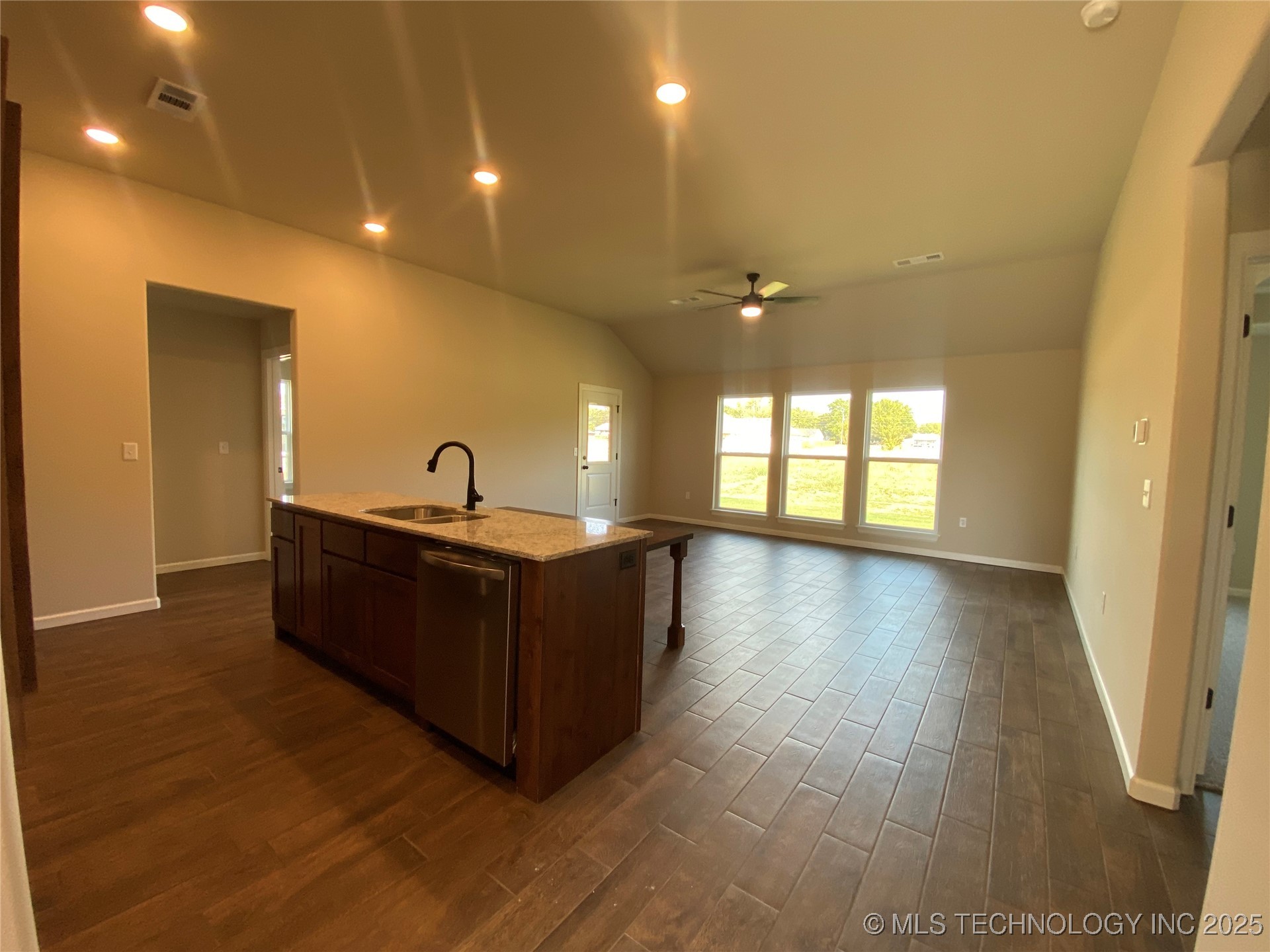 408 NW 7th Street Wagoner OK 74467