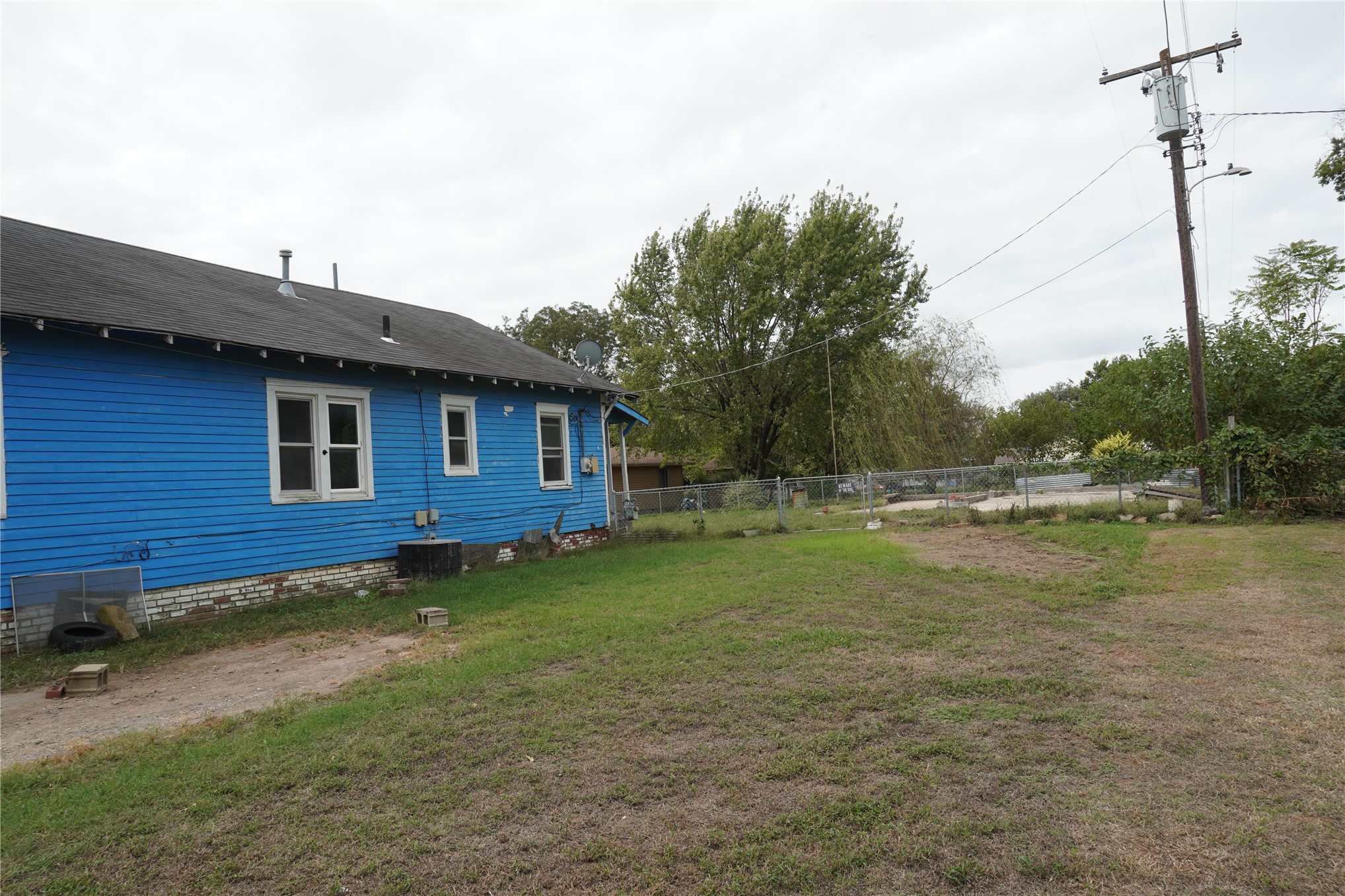 208 NW 5th Street Checotah OK 74426