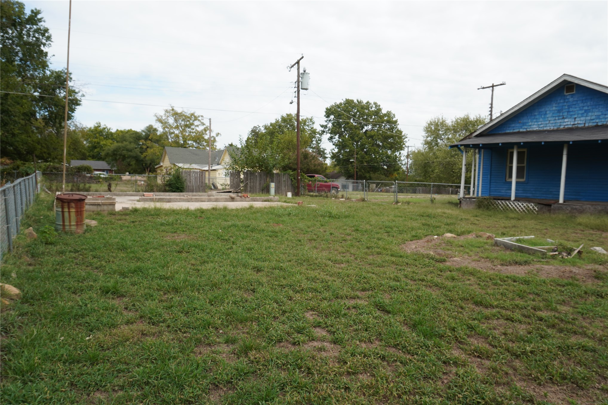 208 NW 5th Street Checotah OK 74426