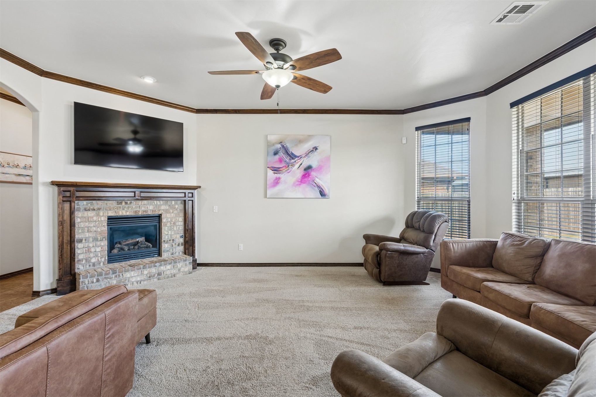 636 NE 23rd Moore OK 73160
