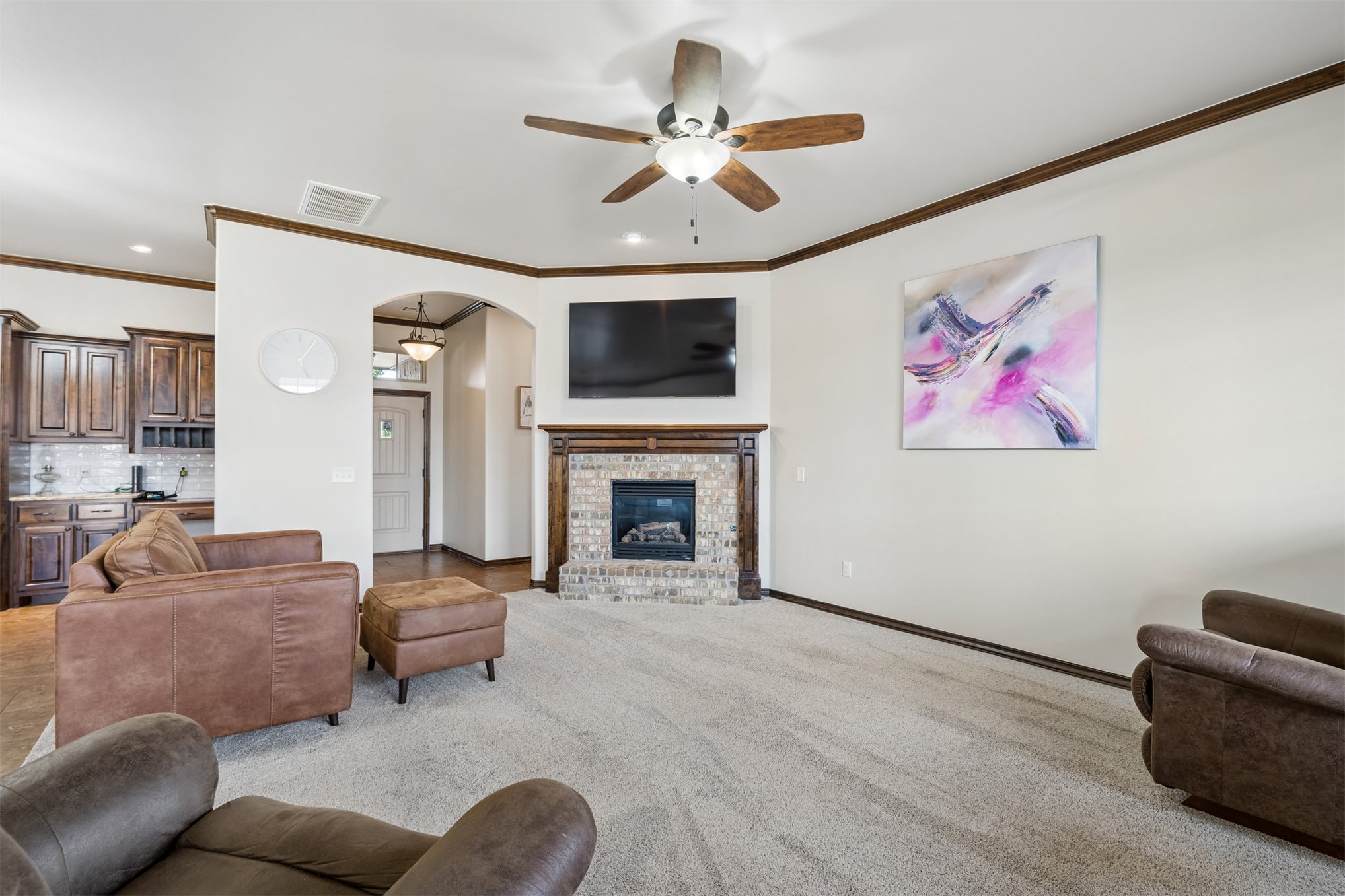 636 NE 23rd Moore OK 73160