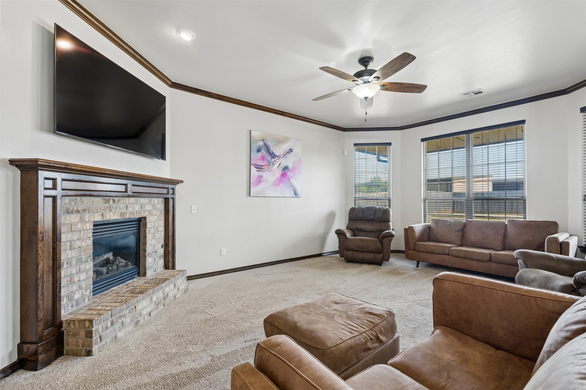 636 NE 23rd Moore OK 73160