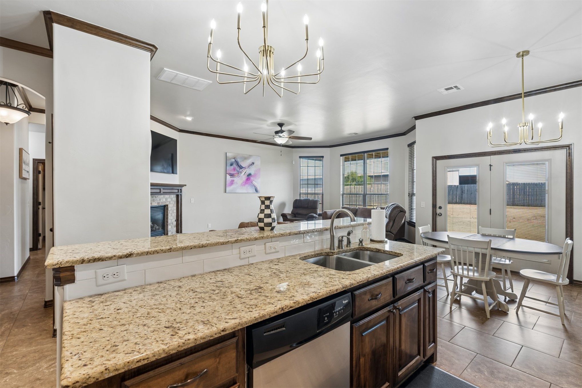 636 NE 23rd Moore OK 73160