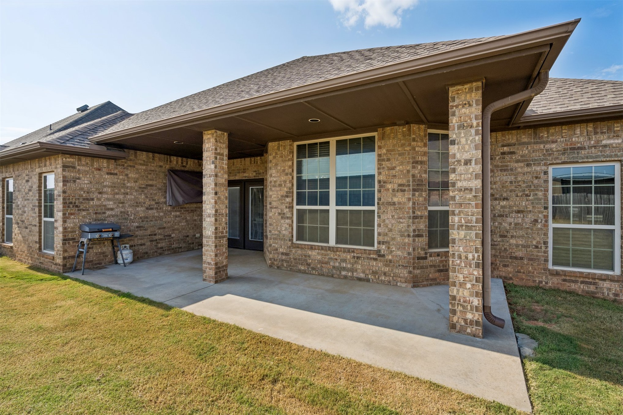 636 NE 23rd Moore OK 73160