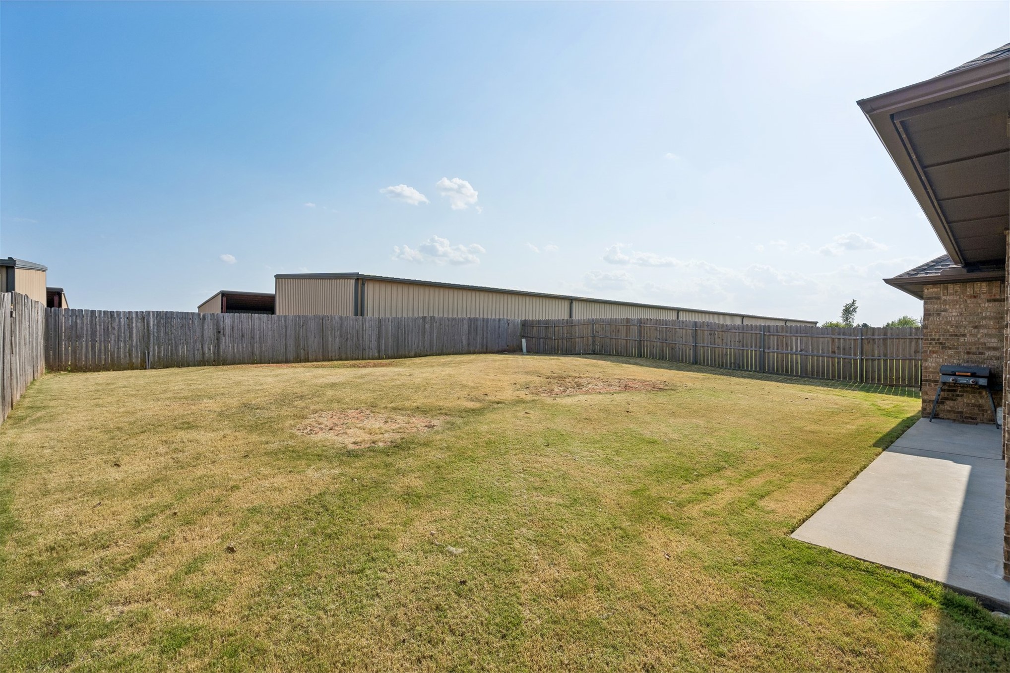 636 NE 23rd Moore OK 73160