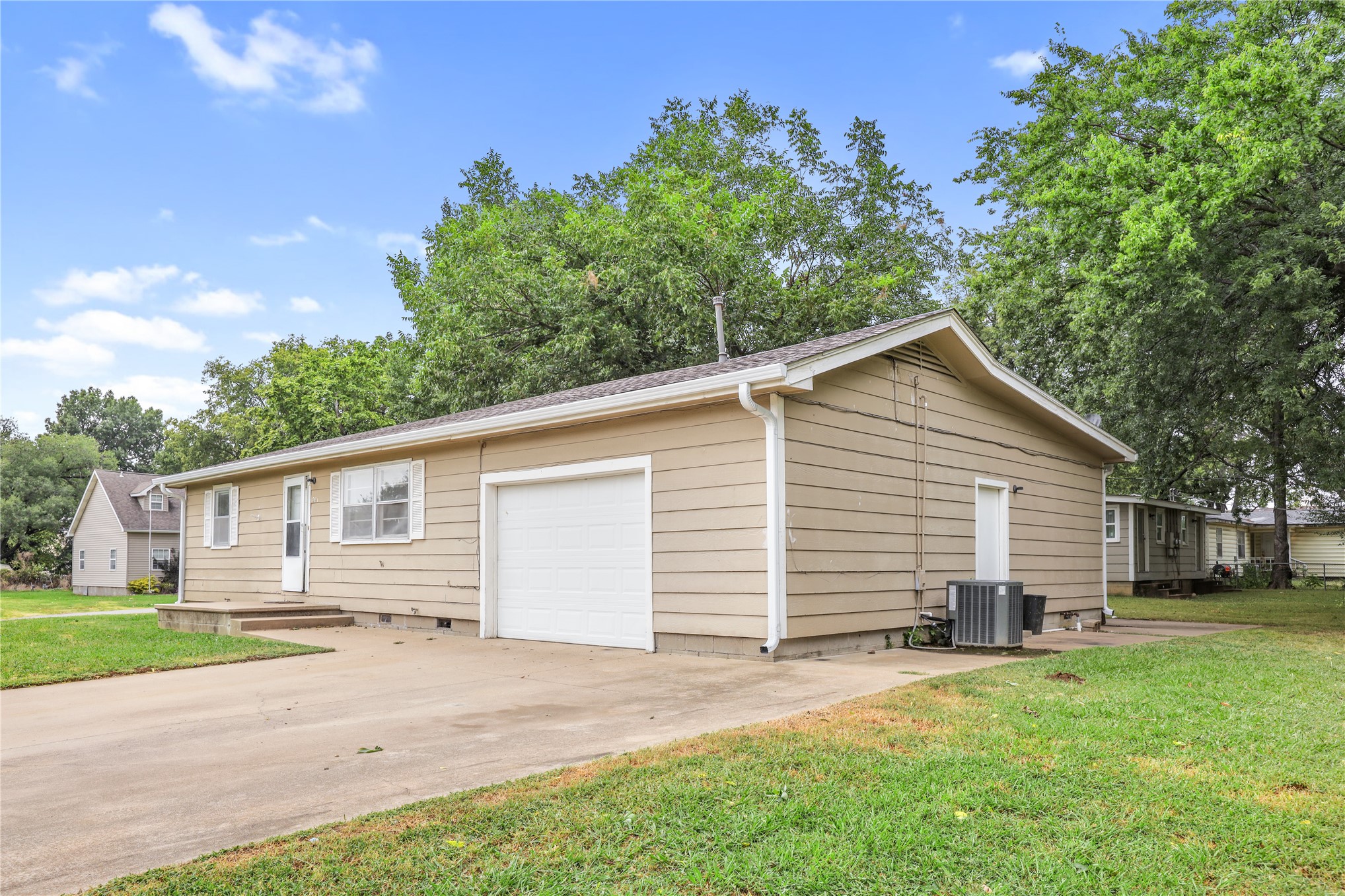 901 SE 1st Pryor OK 74361