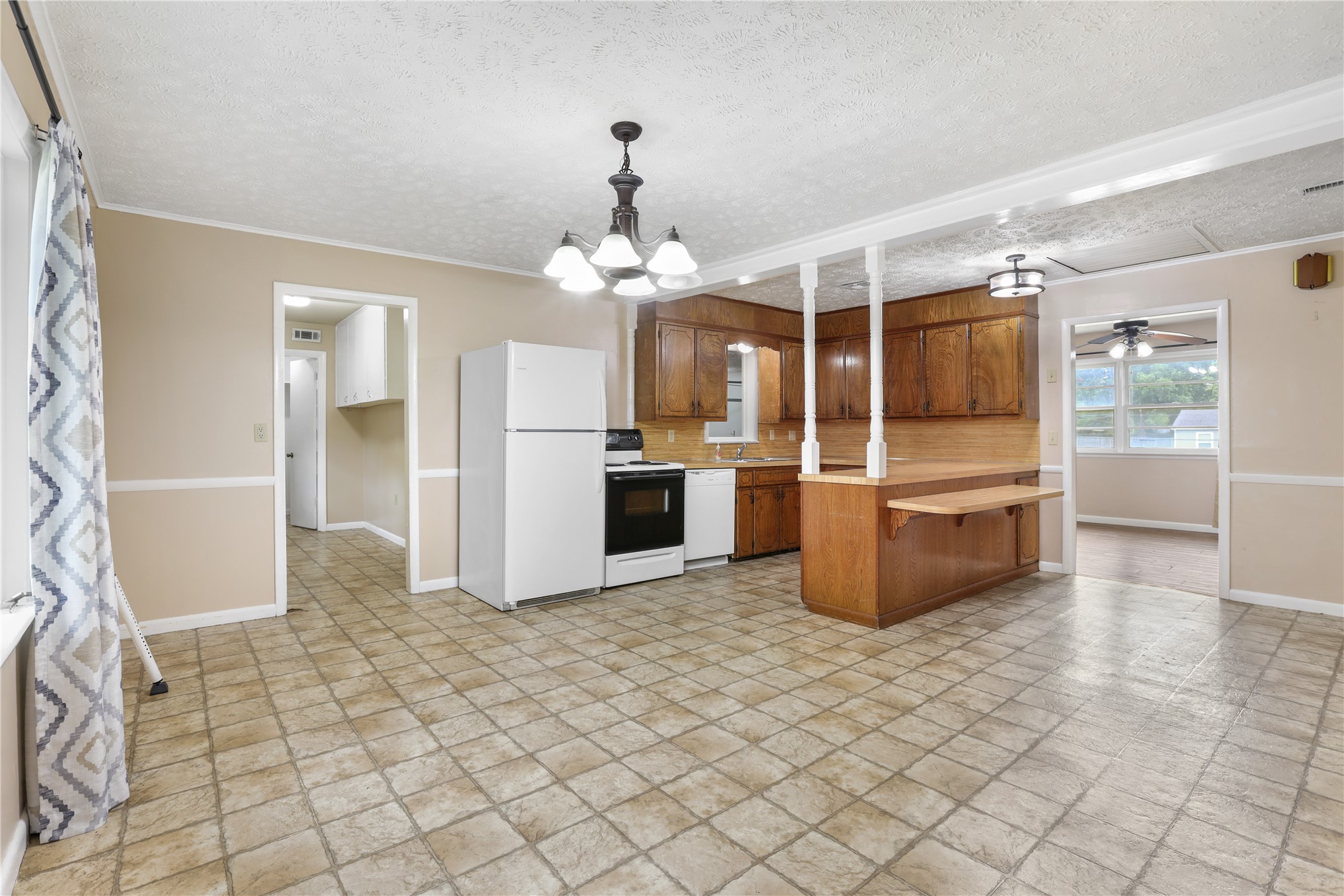 901 SE 1st Pryor OK 74361