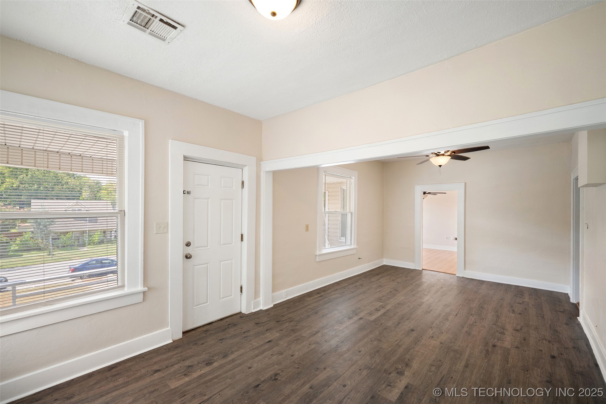 513 N Main Street Sand Springs OK 74063