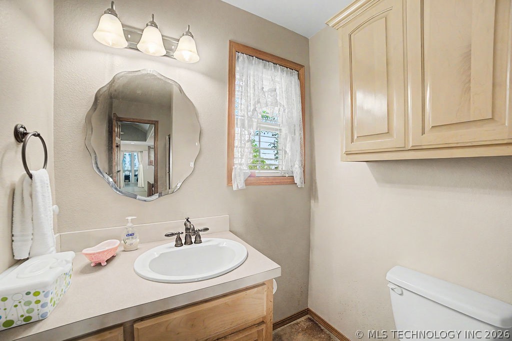 26586 S 4330 Road Vinita OK 74301
