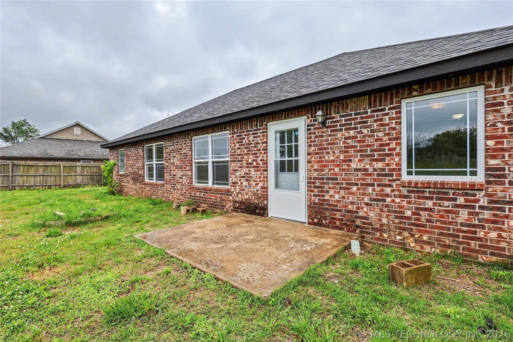 14240 N Mandy Road Tahlequah OK 74464