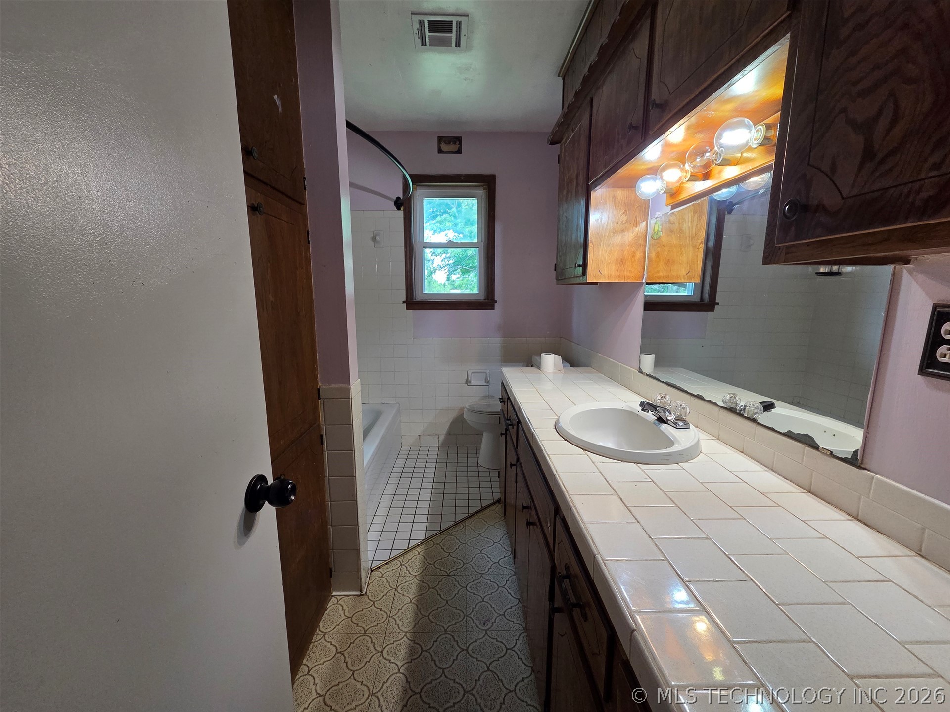 402 S Hickory Drive Copan OK 74022