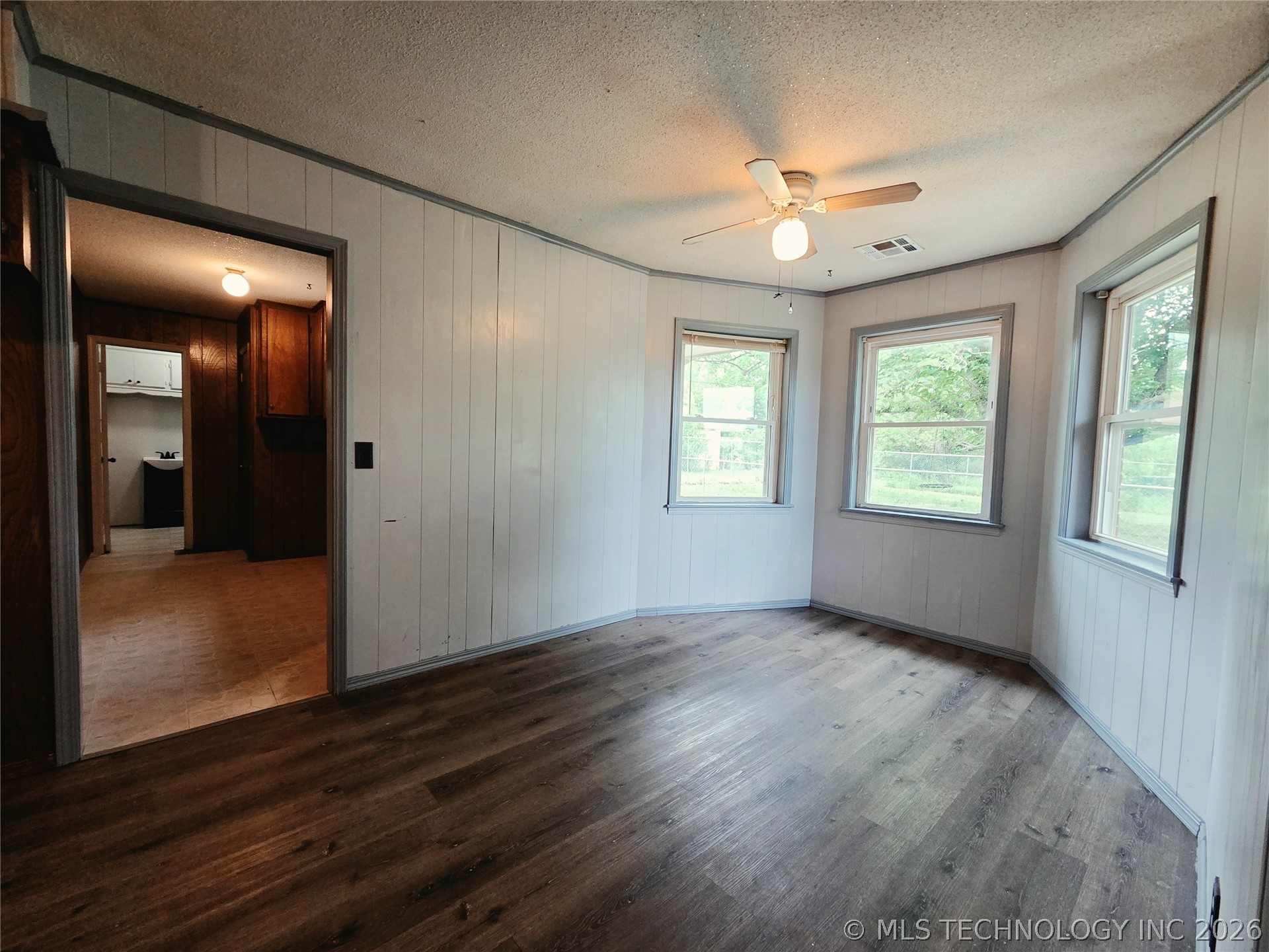 402 S Hickory Drive Copan OK 74022