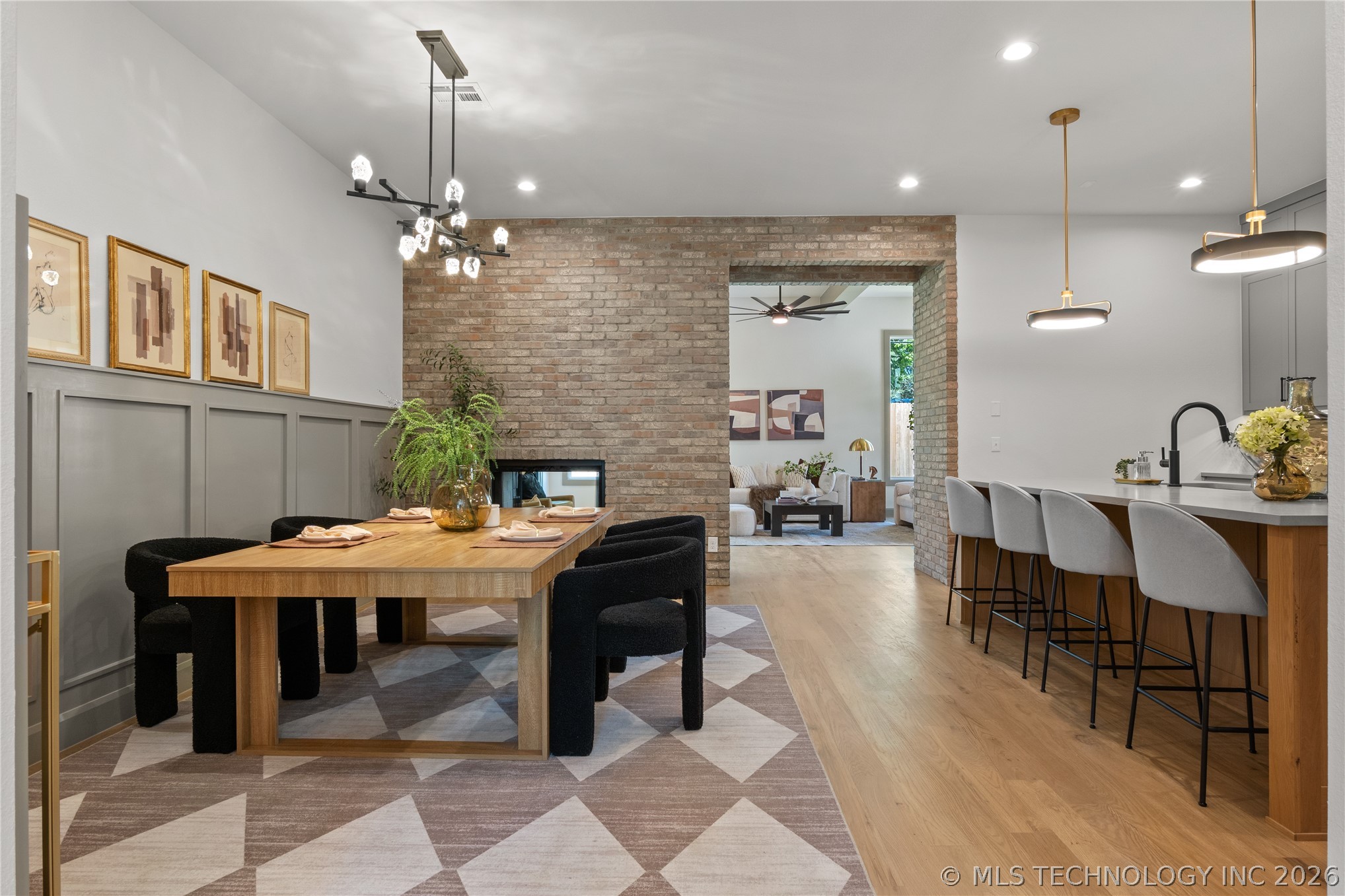231 E 35th Place Tulsa OK 74105