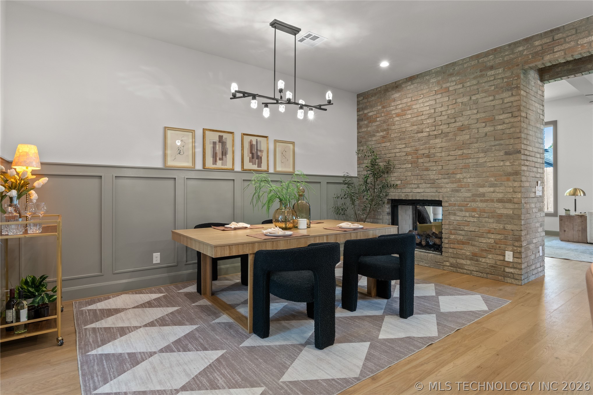 231 E 35th Place Tulsa OK 74105