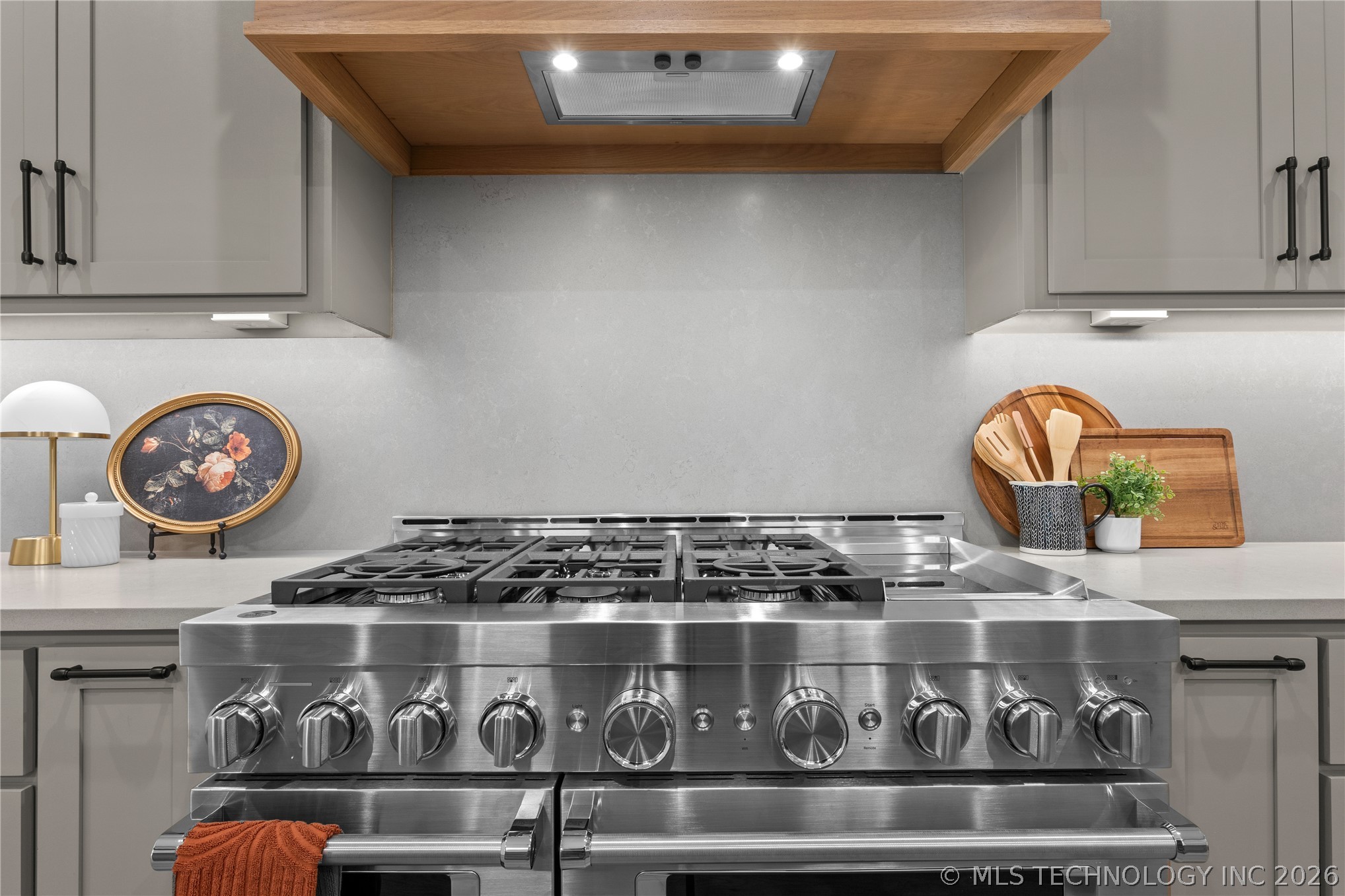 231 E 35th Place Tulsa OK 74105