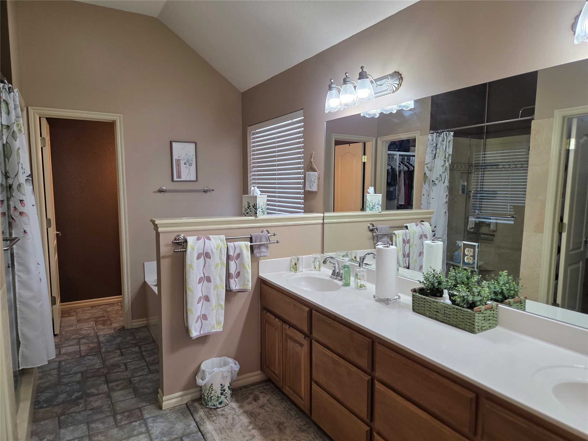8220 Overlook Trail Claremore OK 74019