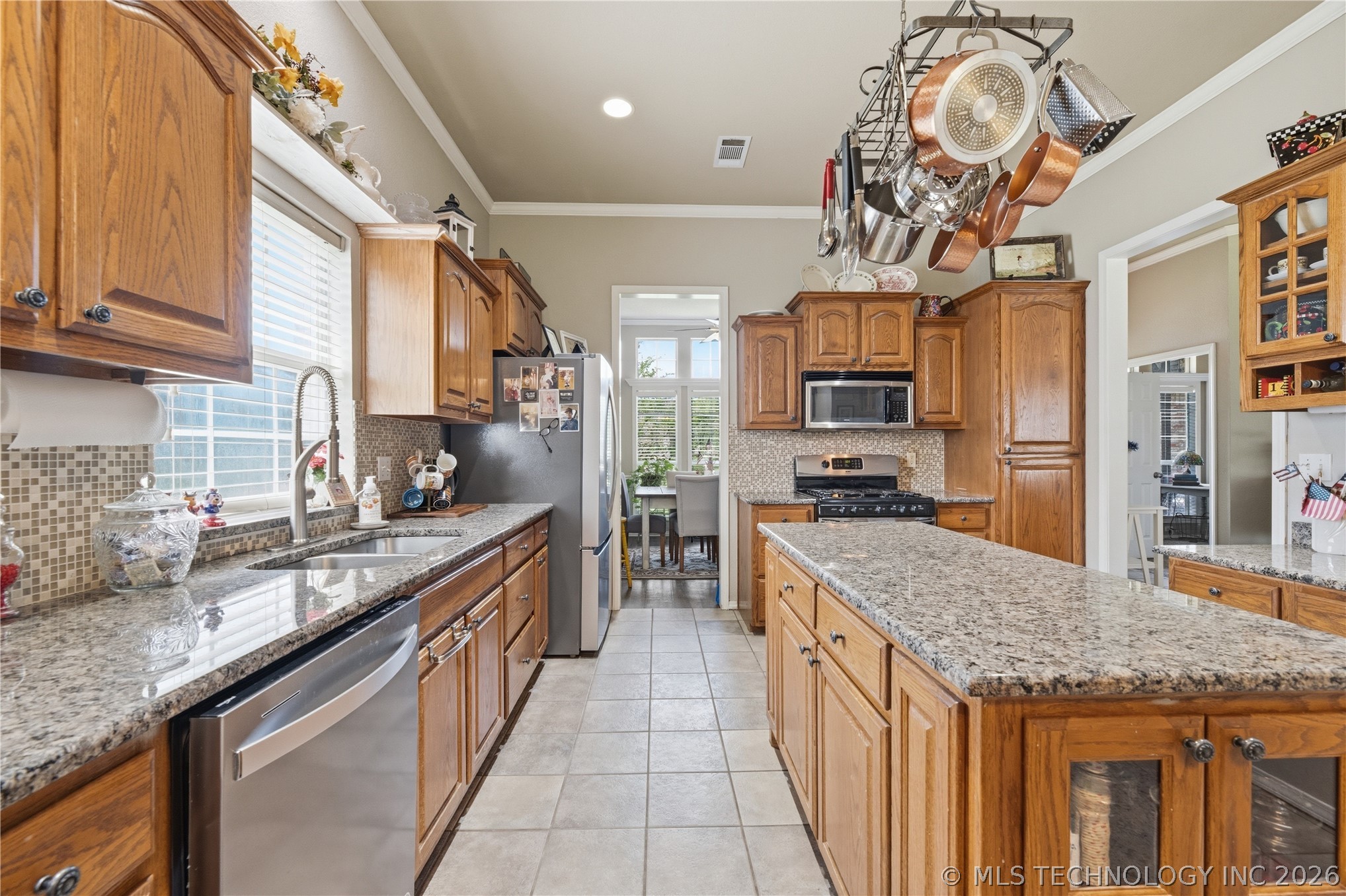 156 E Golden Rod Street Skiatook OK 74070