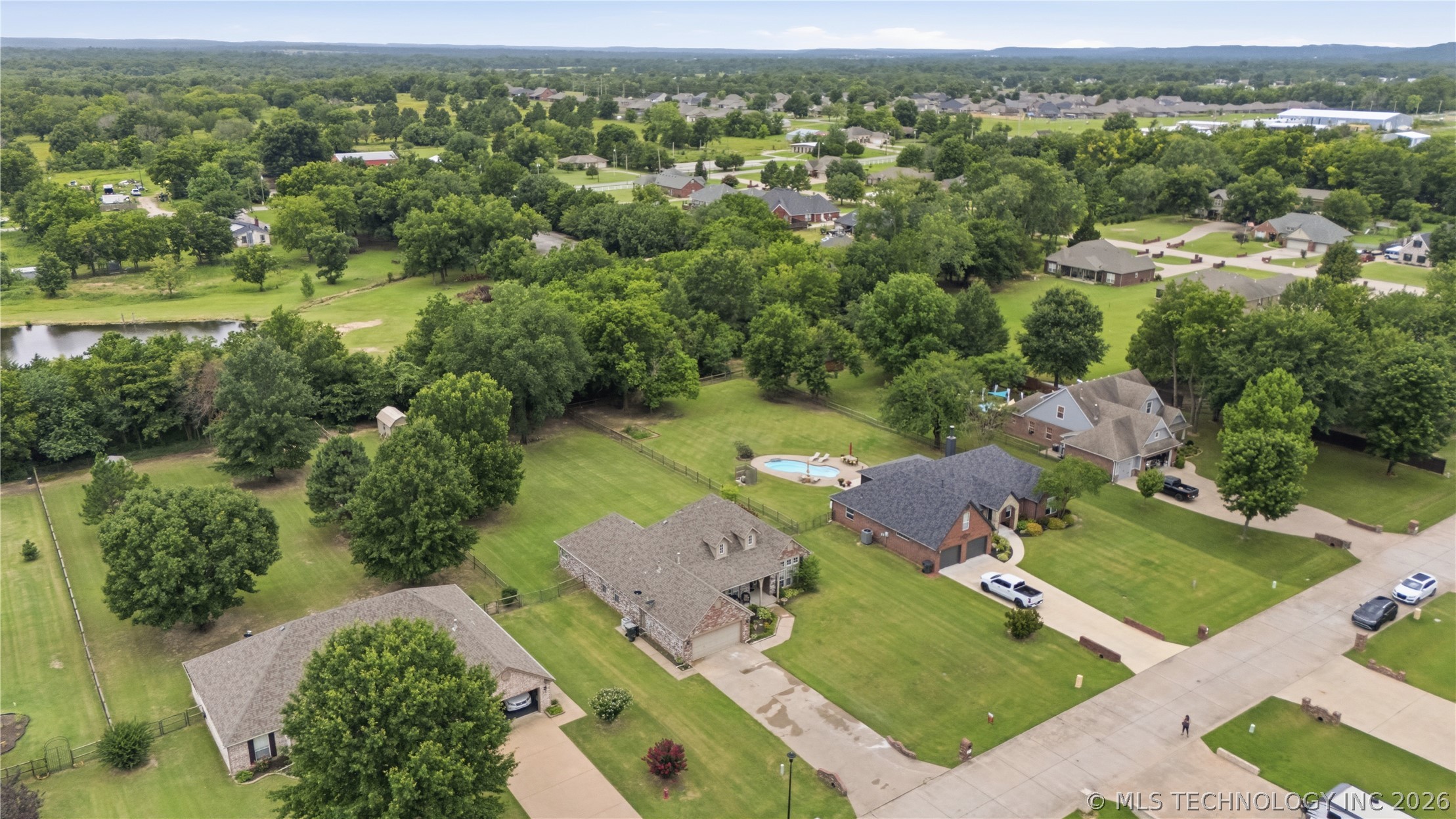 156 E Golden Rod Street Skiatook OK 74070