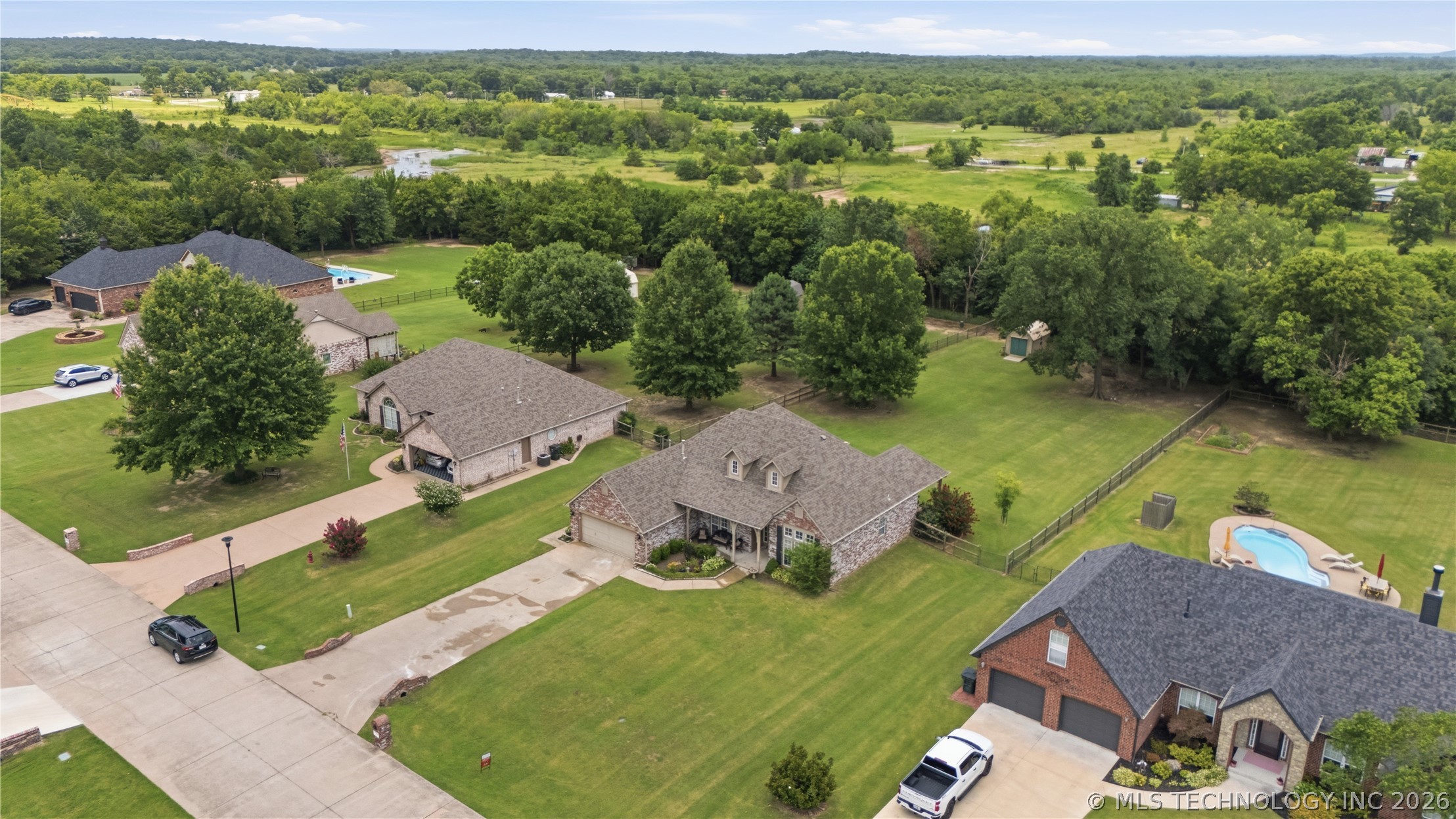 156 E Golden Rod Street Skiatook OK 74070