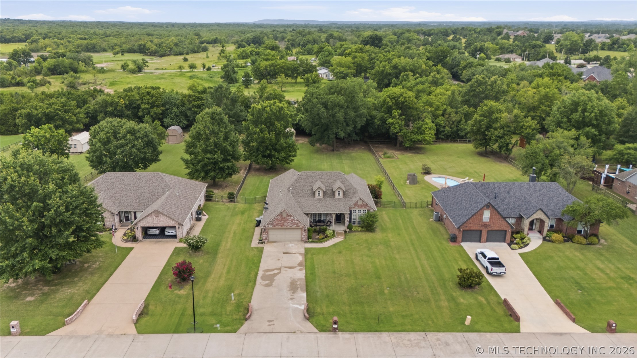 156 E Golden Rod Street Skiatook OK 74070