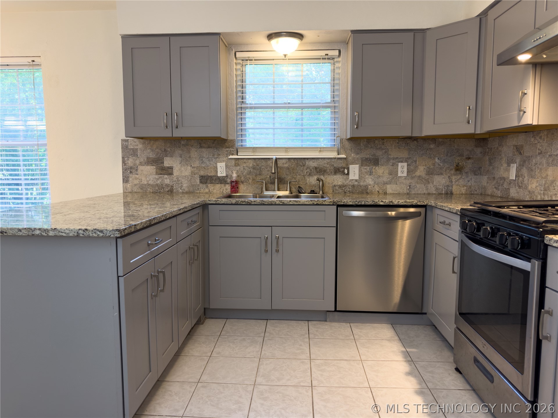 23712 E 104th Street S Broken Arrow OK 74014