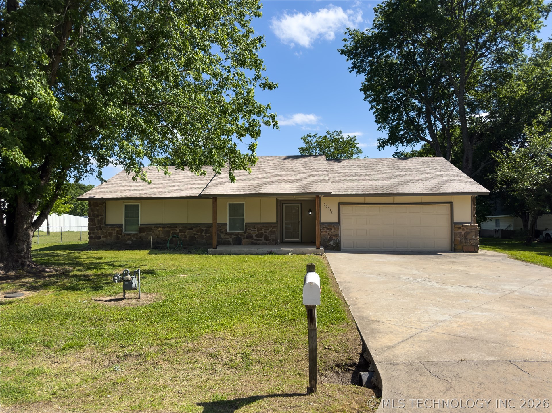 23712 E 104th Street S Broken Arrow OK 74014