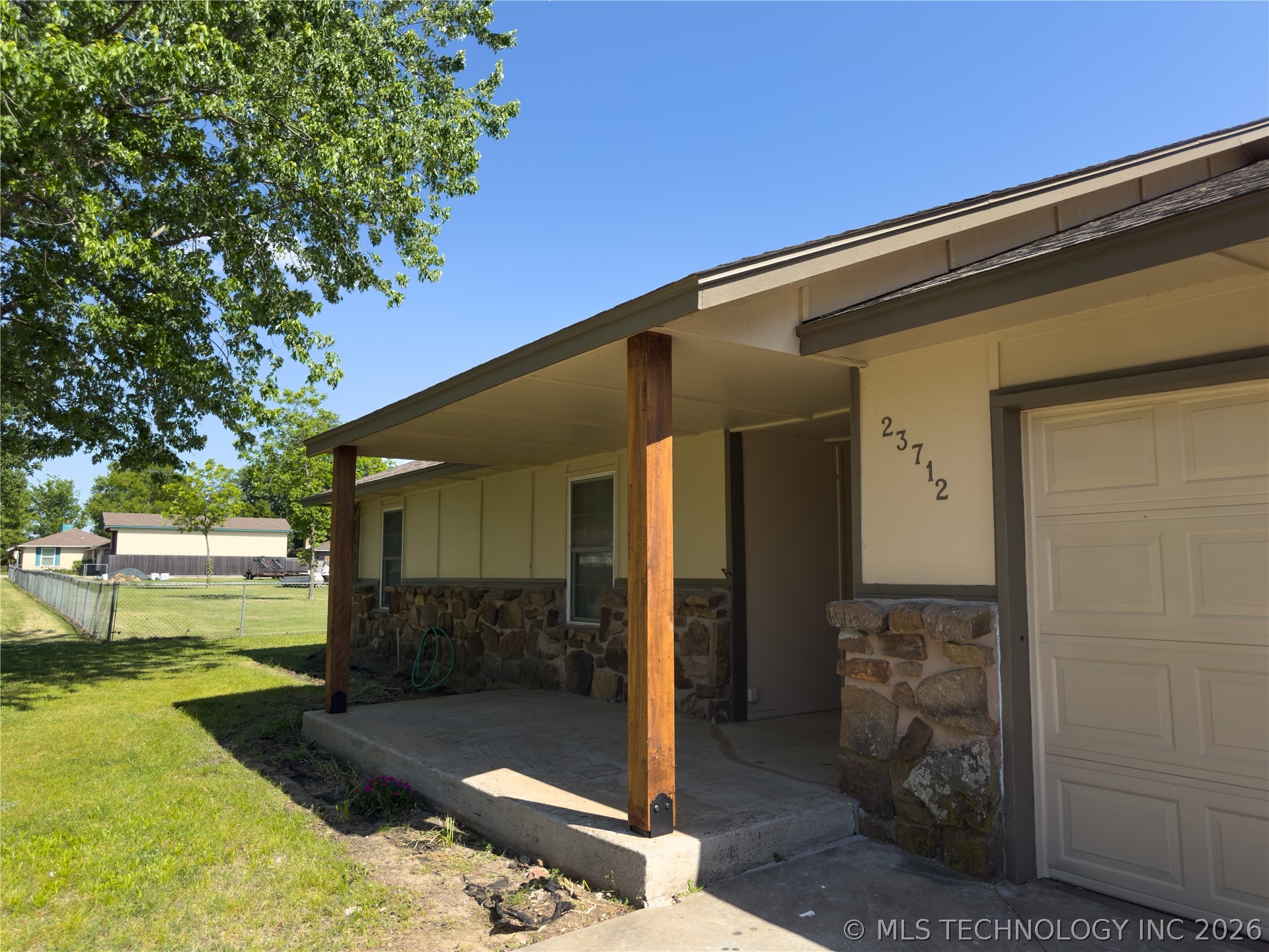 23712 E 104th Street S Broken Arrow OK 74014