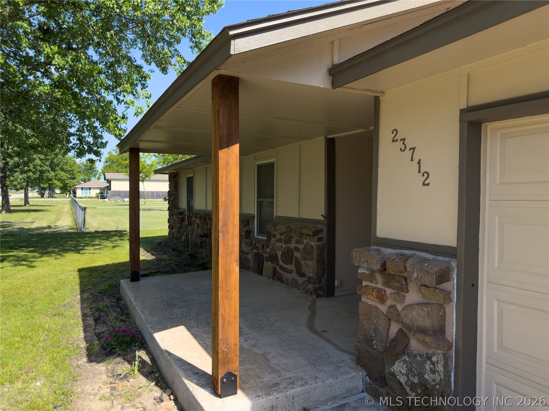 23712 E 104th Street S Broken Arrow OK 74014