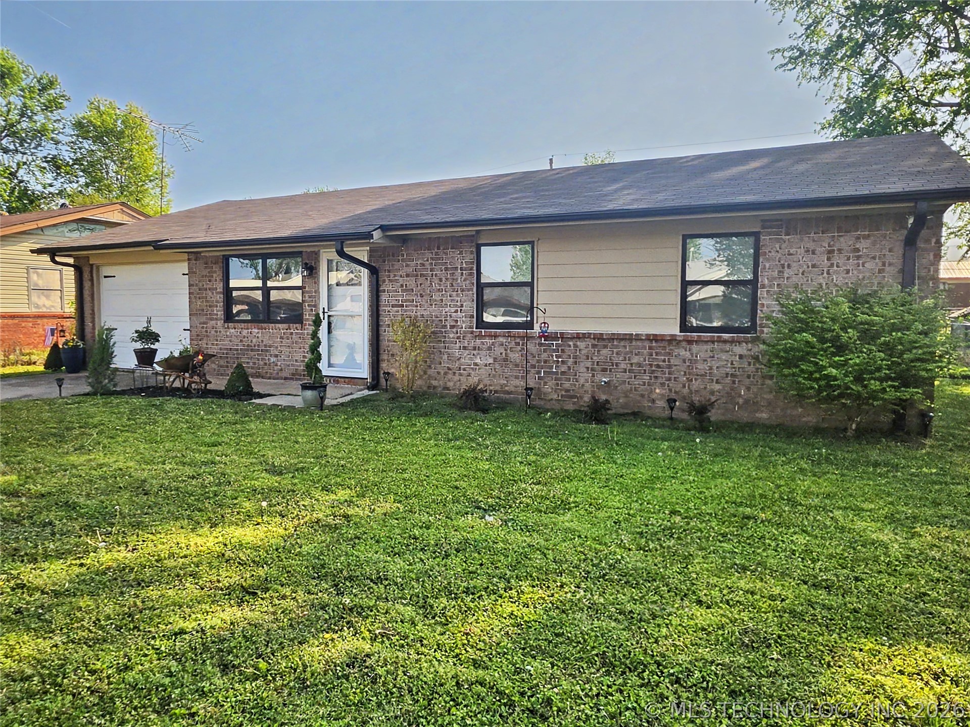 1403 N 6th Street Stilwell OK 74960