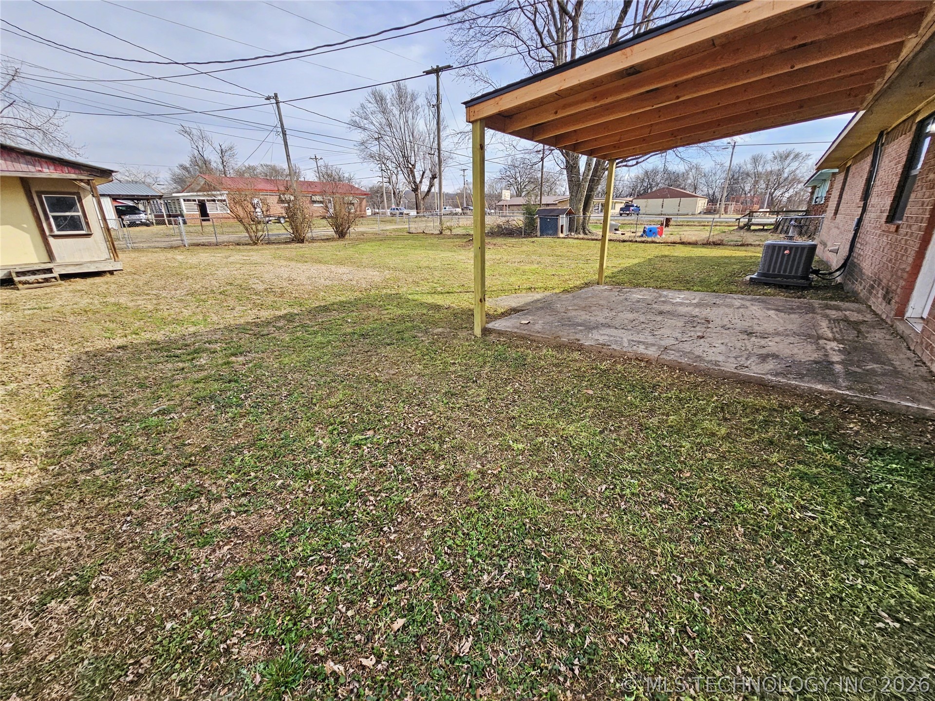 1403 N 6th Street Stilwell OK 74960