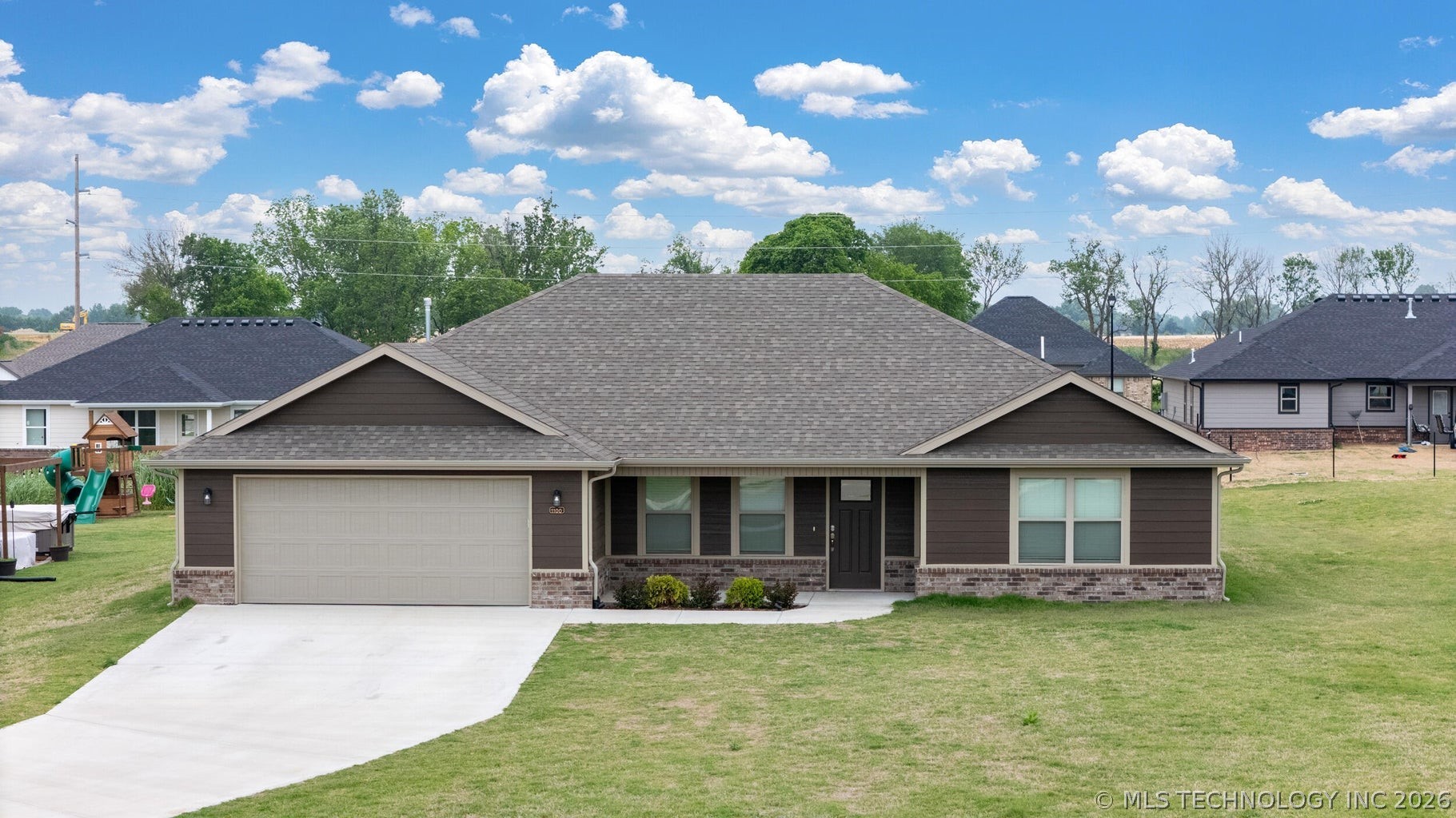 1100 Center Court Circle Grove OK 74344