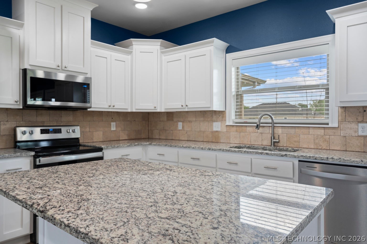 1100 Center Court Circle Grove OK 74344