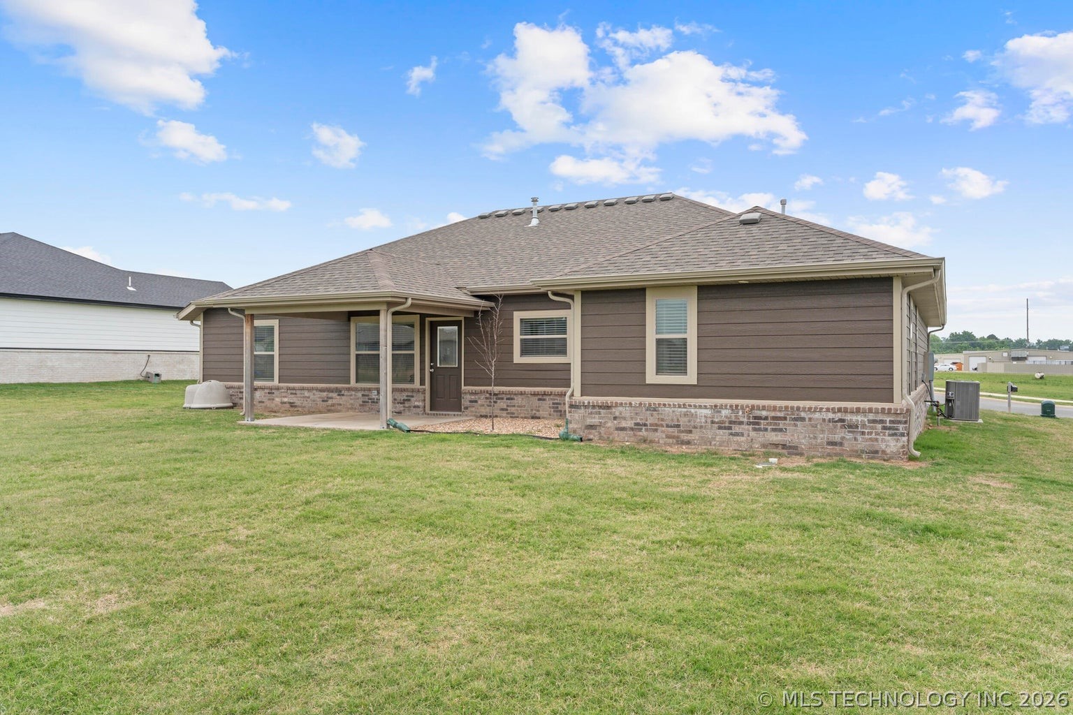 1100 Center Court Circle Grove OK 74344