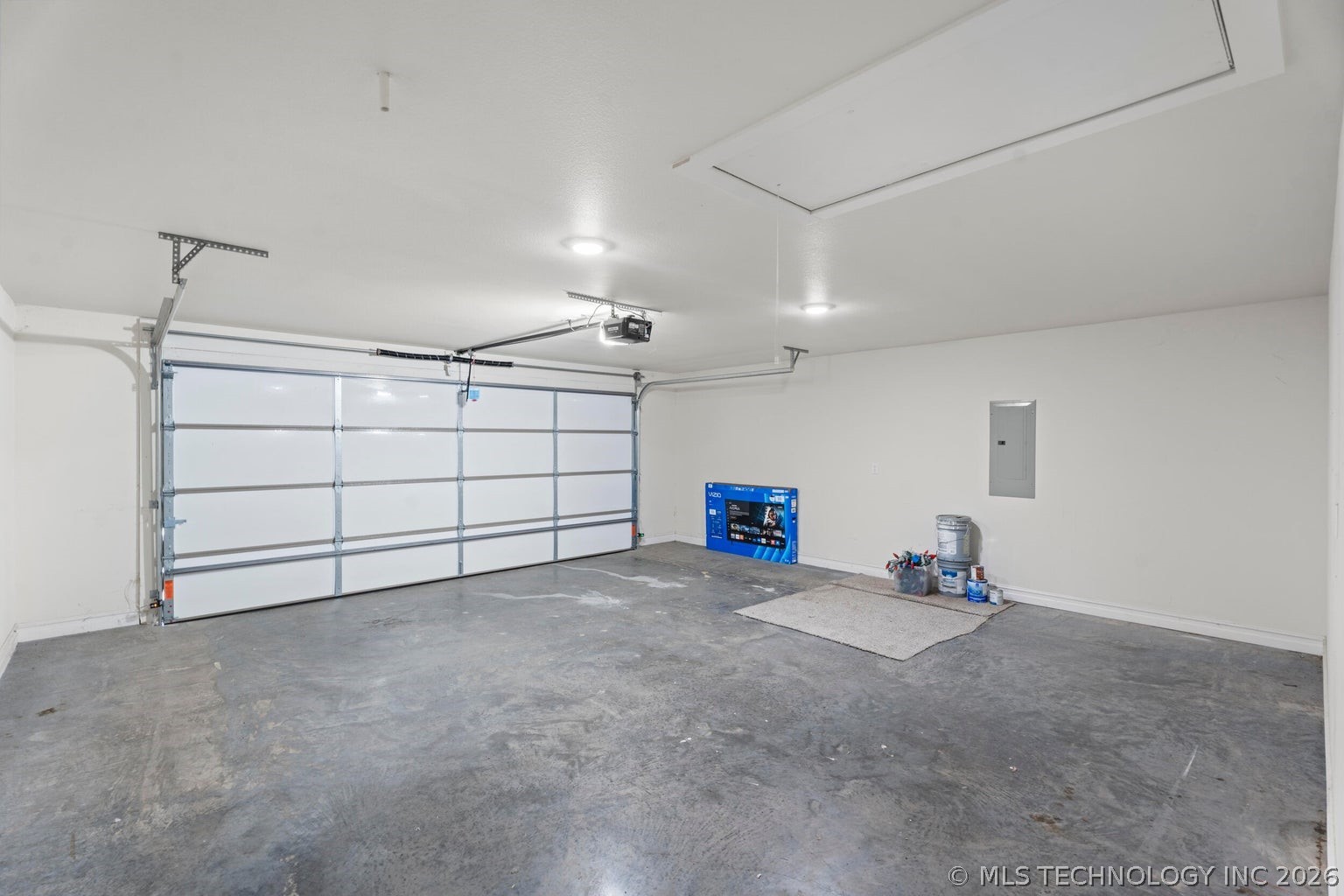 1100 Center Court Circle Grove OK 74344
