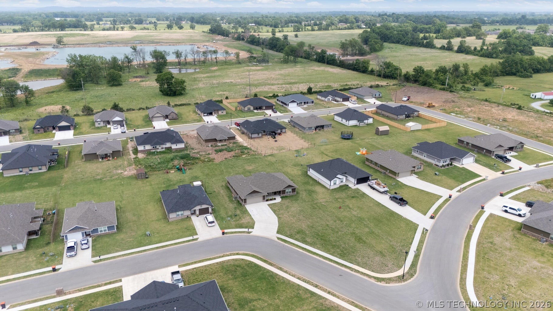 1100 Center Court Circle Grove OK 74344