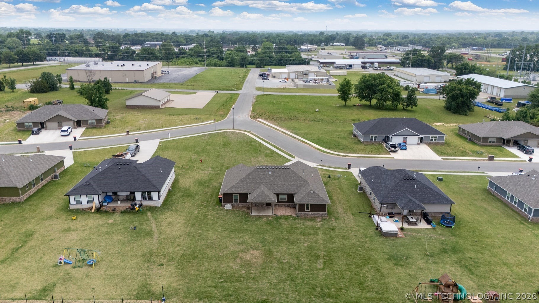 1100 Center Court Circle Grove OK 74344
