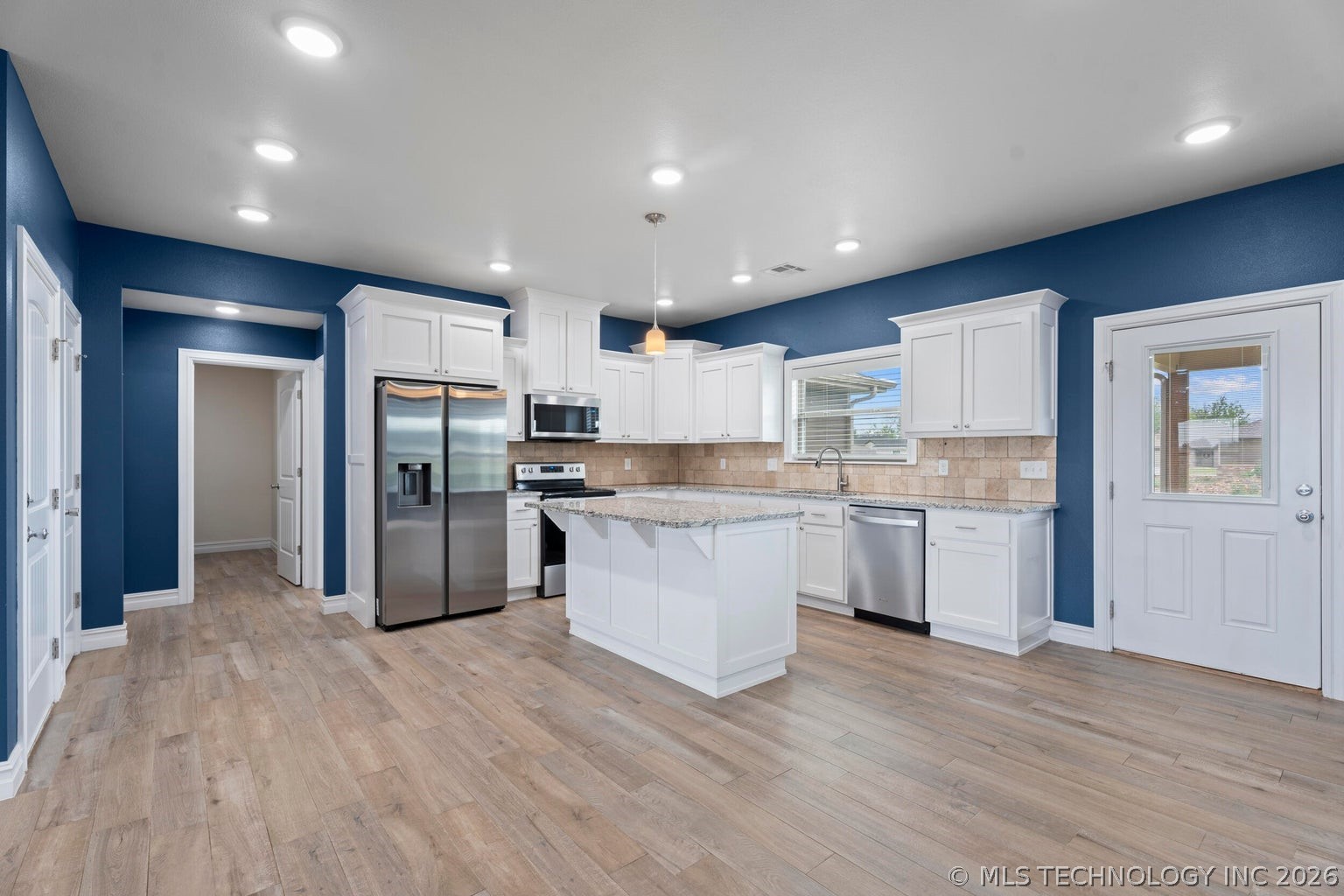 1100 Center Court Circle Grove OK 74344